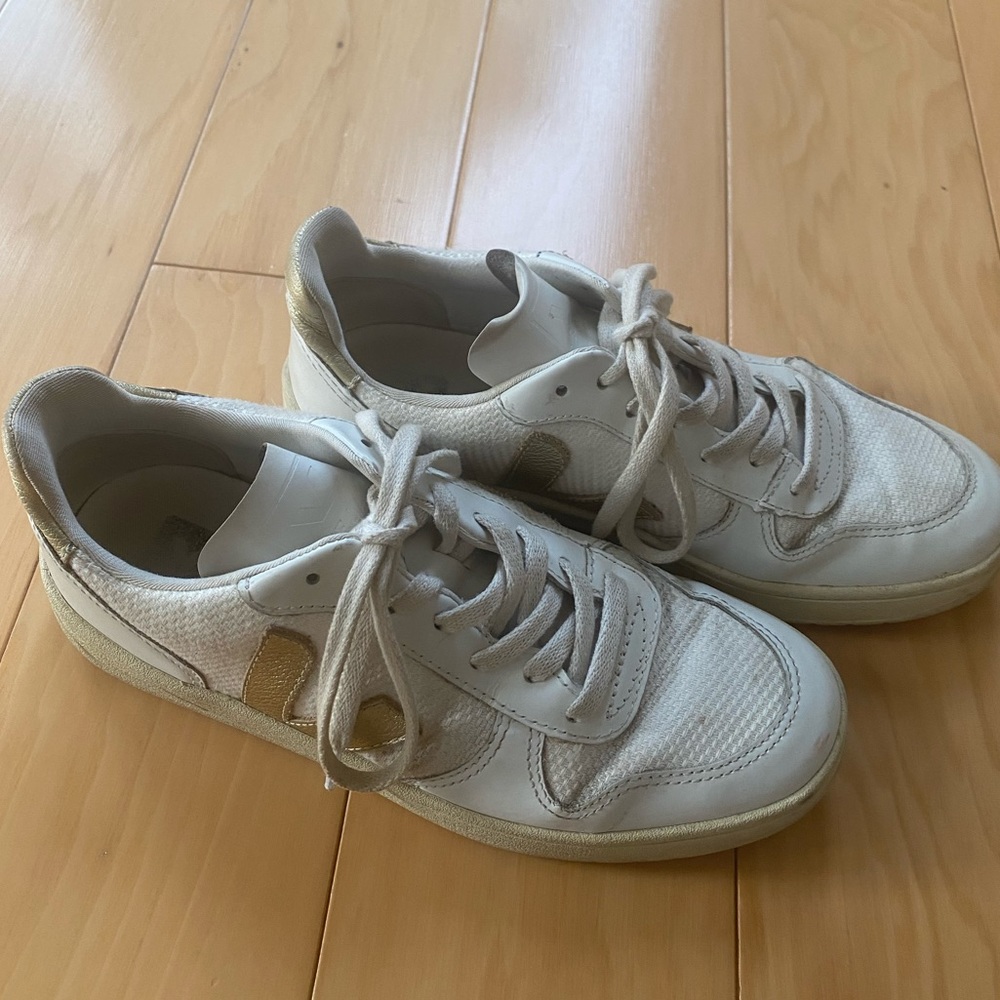 Veja sneakers white/ gold